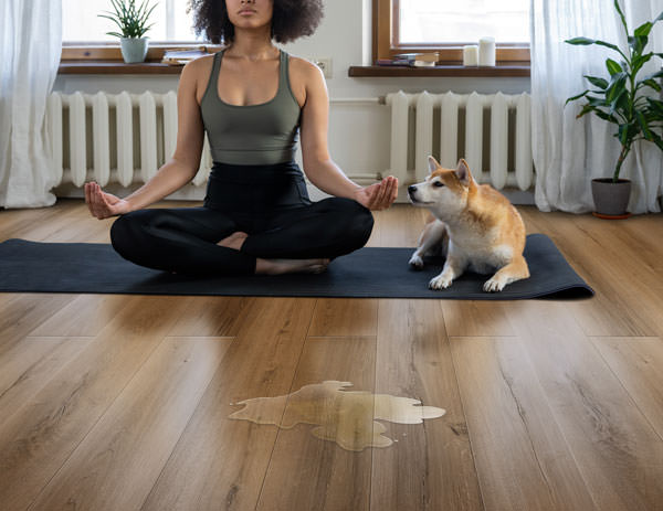 El Suelo de Polímero Sólido (SPS), también conocido como suelo de vinilo sólido, ofrece una serie de beneficios que lo hacen una opción atractiva para diversas aplicaciones. Aquí hay algunos de los beneficios más destacados: